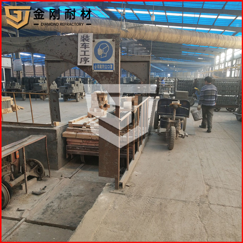 �Ͳ�����ͻ���ϳ���չʾ